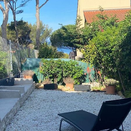 Logement Entier T2 Climatise, Parking Gratuit, Jardin, Plage A 2Min A Pied Sanary-sur-Mer Exterior photo